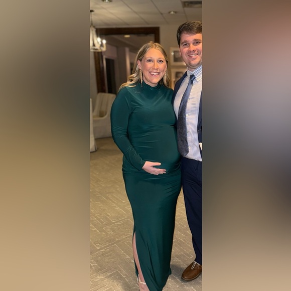 Club L London Maternity Green Dress - Picture 3 of 3